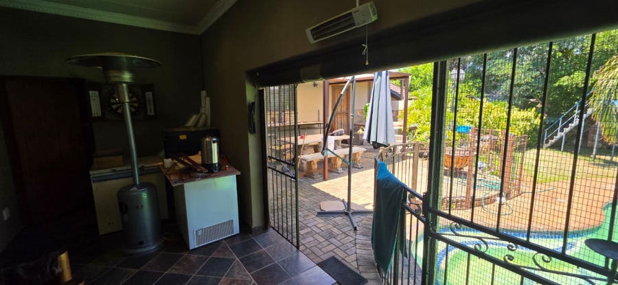 5 Bedroom Property for Sale in Wilkoppies North West
